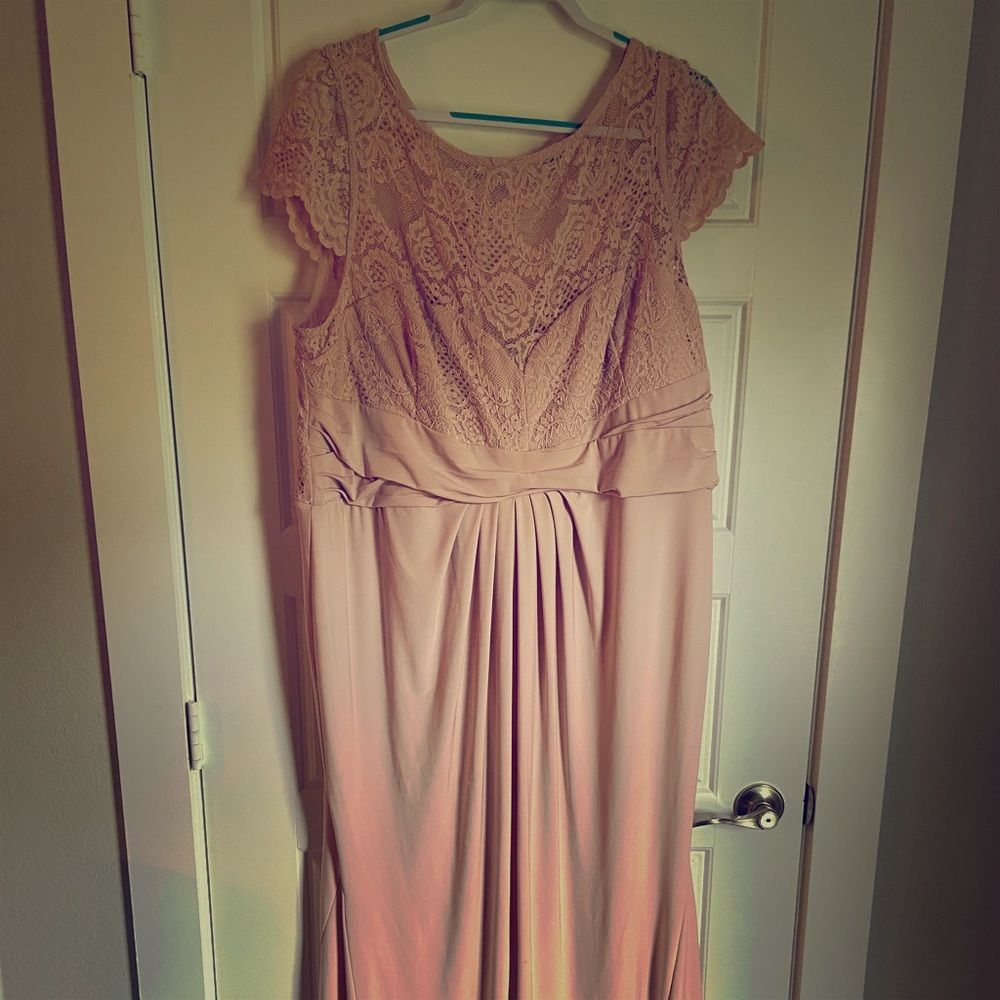 Elegant Lace Bodice Pink Evening Dress